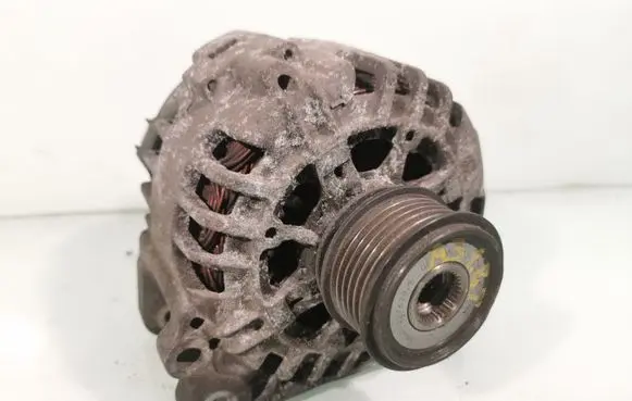 Audi A3 S3 A3 Sportback 8P Generator/alternator 038903023S