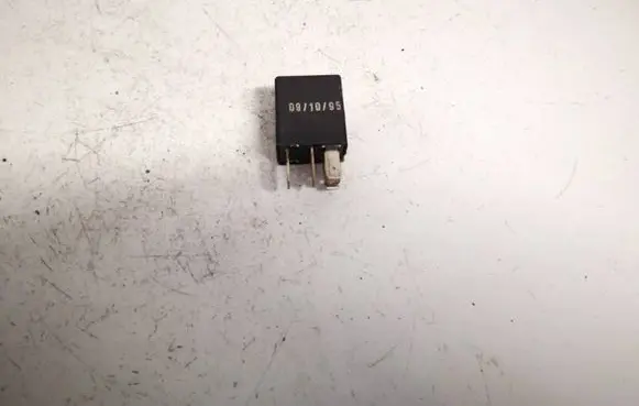 Peugeot 406 Other relay 232303