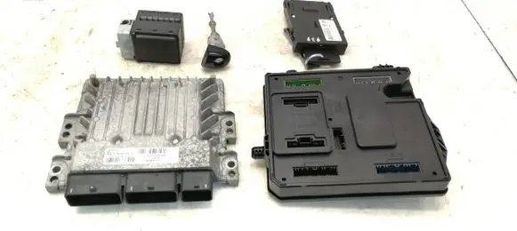 Renault Scenic III - Grand scenic III Engine ECU kit and lock set 237103956R 237100669R S180067124A