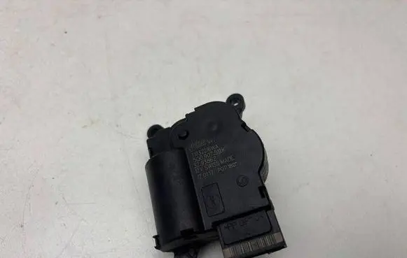 Seat Leon (5F) Air flap motor/actuator 5Q0907511K
