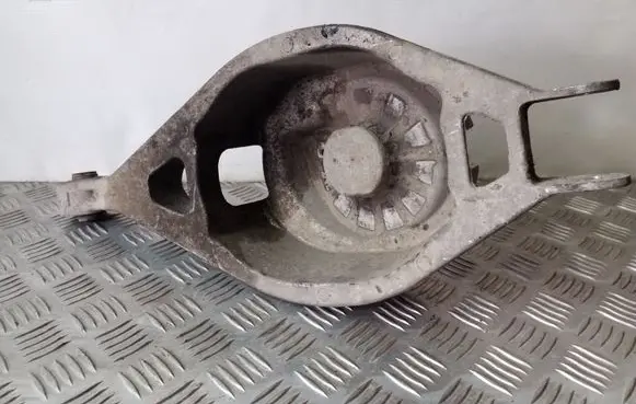 Infiniti EX Rear control arm