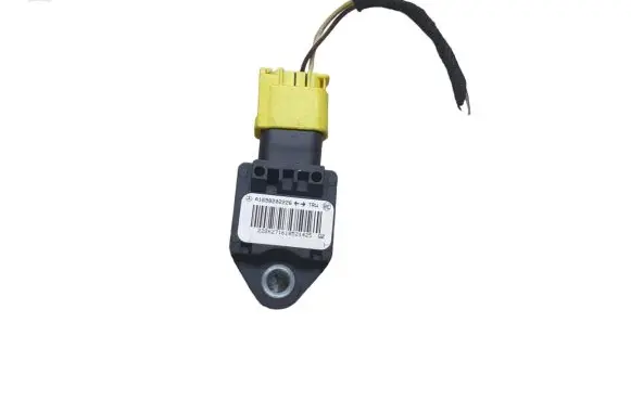 Mercedes-Benz B W245 Airbag deployment crash/impact sensor A1698202226 222827761052145