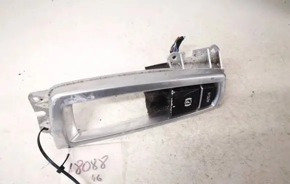 BMW 5 GT F07 Hand parking brake switch 921759402