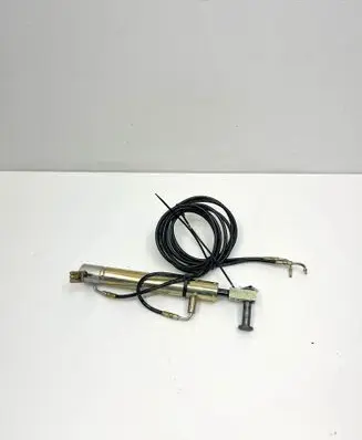 Mercedes-Benz SL R230 Convertible roof main ram cylinder A2308001472 2308001472