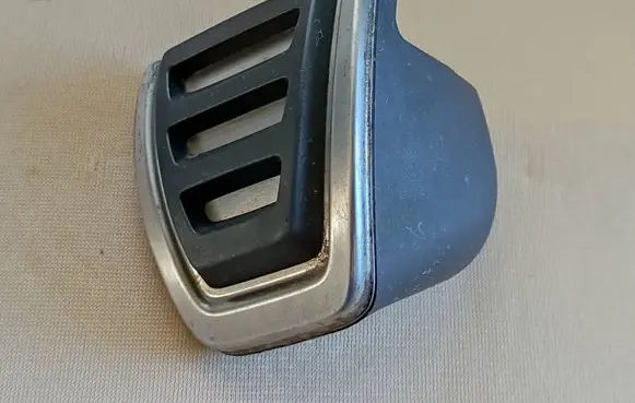 Volkswagen Golf VII Brake pedal 4Q0721131A