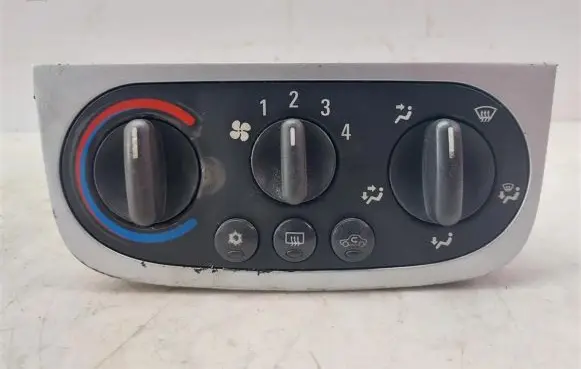 Opel Corsa C Climate control/heater control trim 