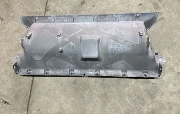 Mercedes-Benz SLK R172 Fuel tank bottom protection A1726400057