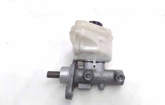 Audi Q7 4L Master brake cylinder 03350887621 03350887631