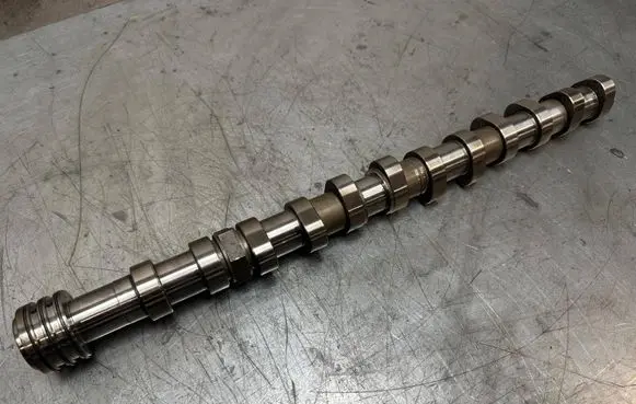 Volkswagen Golf IV Camshaft 022103373C