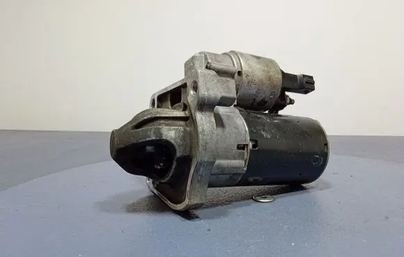 Citroen C4 Grand Picasso Starter motor 9674077280