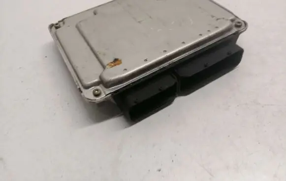 Audi A3 S3 8L Engine control unit/module 038906012C 28SA4204 0281010122