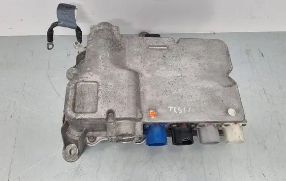 Tesla Model S Voltage converter inverter 1059891-00-C 1031159-00-A