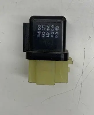 Nissan Pathfinder R50 Other relay 2523079972