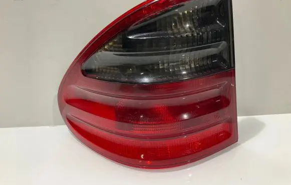 Mercedes-Benz E W210 Rear/tail lights A2108206764 2108206764
