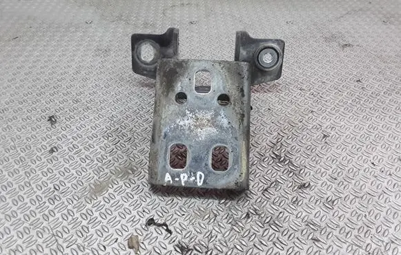 Dodge Durango Front door lower hinge 