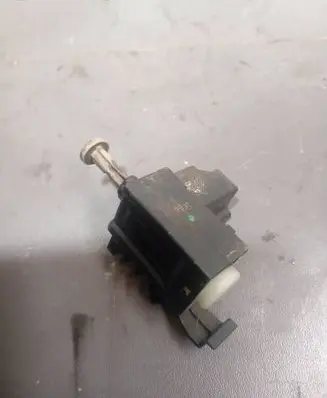 Volvo XC70 Clutch pedal sensor 6G9T11A152AA