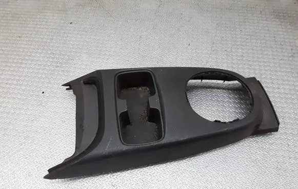 Suzuki SX4 Gear shifter surround trim plastic