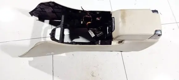 Land Rover Range Rover Sport L320 Armrest 