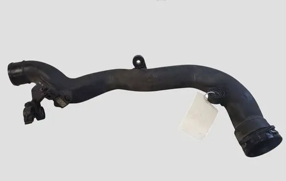 Volkswagen PASSAT B6 Intercooler hose/pipe 1K0145770R
