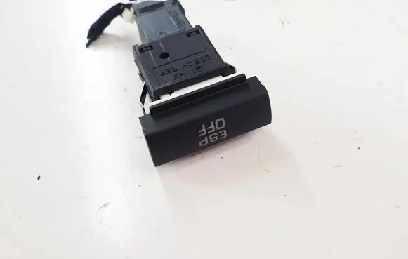 Skoda Octavia Mk2 (1Z) ESP (stability program) switch 1Z0927134B 27050802 03002422