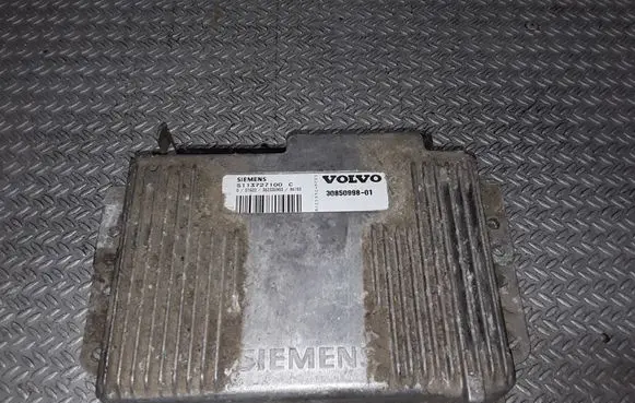 Volvo S40, V40 Engine control unit/module S113727100C