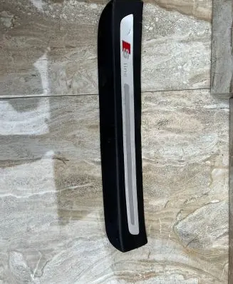 Audi Q7 4L Rear sill trim cover 4L0853376C 4L0853376F