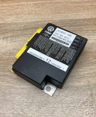Volkswagen PASSAT B6 Airbag control unit/module 3C0909605J 39113009