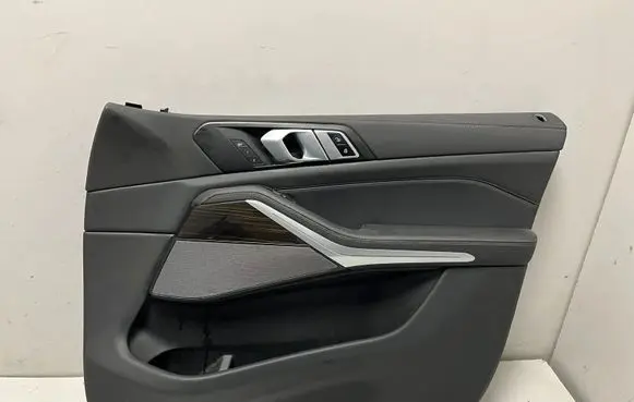 BMW X5 G05 Front door card panel trim 5A83042 9436035