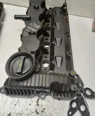 Mazda CX-7 Rocker cam cover R2AA10220