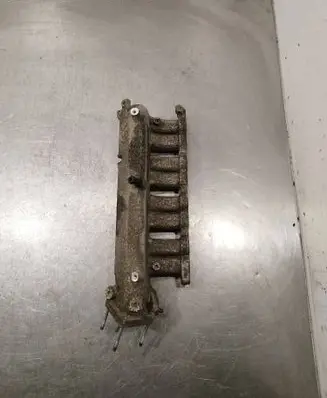 Hyundai ix20 Intake manifold