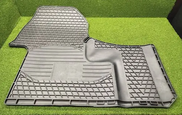 Mercedes-Benz Sprinter W907 W910 Car floor mat set A9076805601