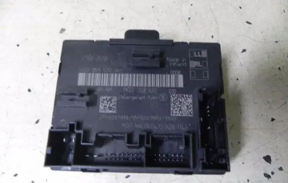 Audi A3 S3 8V Door control unit/module 5Q0959592A G1338