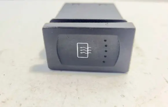Volkswagen PASSAT B5 Windscreen/window heater switch 3B0959621C