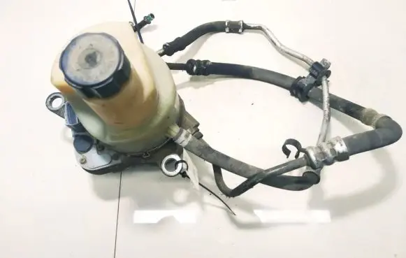 Volvo V50 Power steering pump 5n513k514 31280369