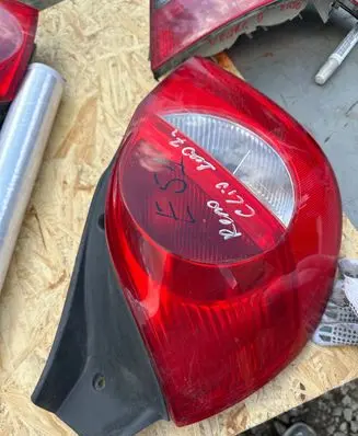 Renault Clio III Tail light bulb cover holder 89035086