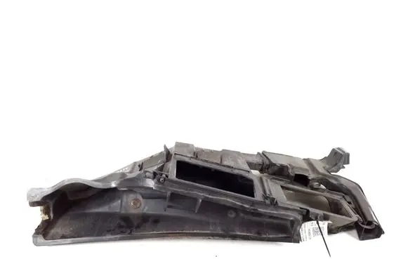 Mercedes-Benz CLS C218 X218 Wiper trim A2128300144