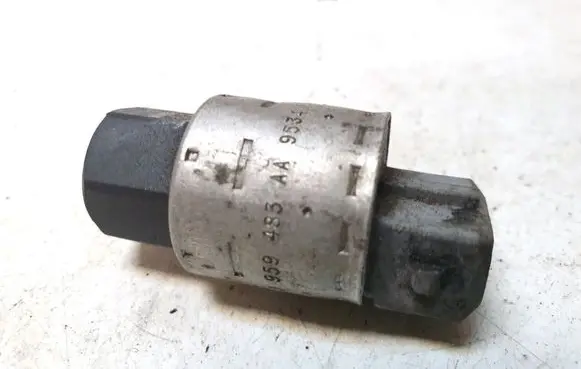 Audi A4 S4 B5 8D Air pressure sensor 8A0959483