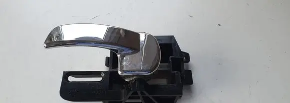 Nissan Qashqai+2 Rear door interior handle