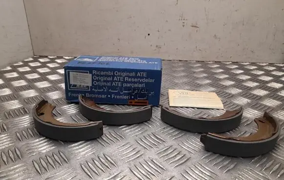 Volvo S90, V90 Brake pads (rear) 03013702992