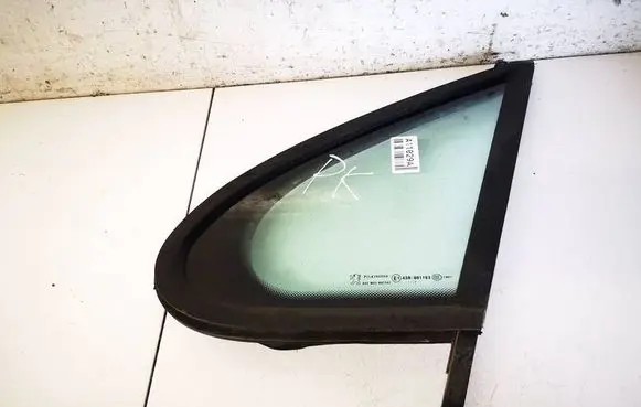 Peugeot 207 Front door vent window glass four-door AS2 9650907980