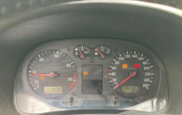 Volkswagen Golf IV Speedometer (instrument cluster) 1J0920825CX
