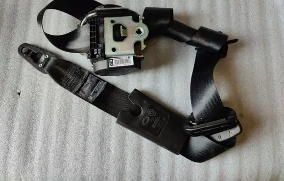 Renault Zoe Front seatbelt 868847284R