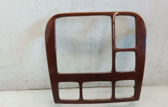 Radio/GPS head unit trim