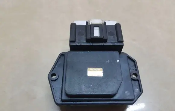 Mitsubishi Pajero Heater blower motor/fan resistor 4993002110
