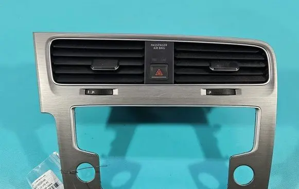 Volkswagen Golf VII Dash center air vent grill 9258357C IMPRK1496486