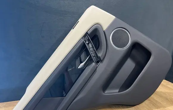 Land Rover Discovery Sport Coupe rear side trim panel LK7227503 M637J