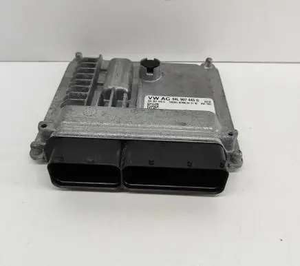Skoda Karoq Engine control unit/module 04L907445G 28594714