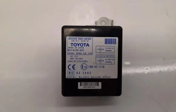 Toyota Corolla Verso AR10 Door control unit/module 897410F010 61B168000