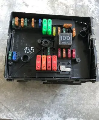 Volkswagen Golf V Fuse box set 3C097124950