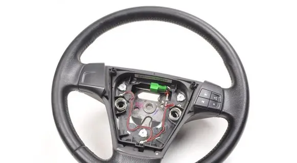 Volvo V50 Steering wheel 8687332